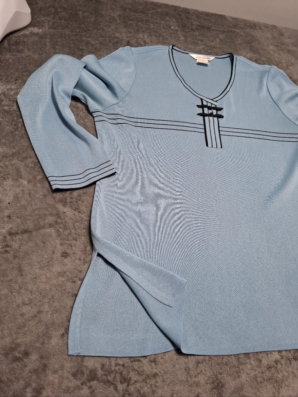 Exclusively Misook light blue black stripe long sleeve shirt blouse ladies Sz M - Picture 9 of 11